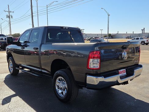 Used 2024 RAM 2500 Tradesman w/ Chrome Appearance Group image 3