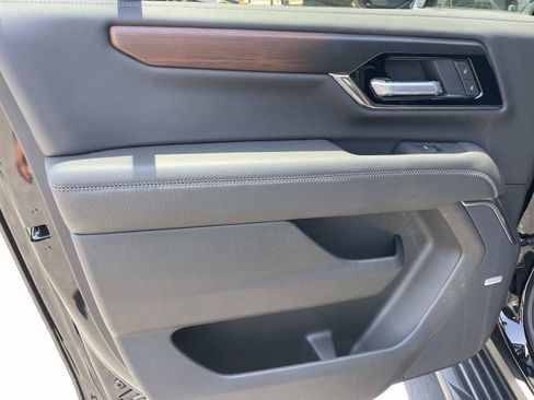 New 2026 GMC Yukon XL Denali AWD/4WD image 24