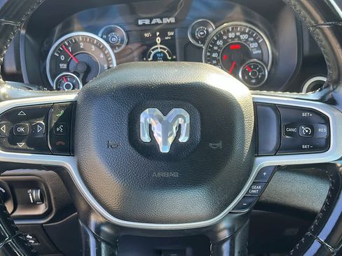 Used 2021 RAM 1500 Big Horn image 12