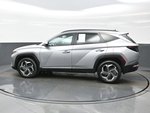 Used 2023 Hyundai Tucson SEL w/ Convenience Package AWD/4WD image 3