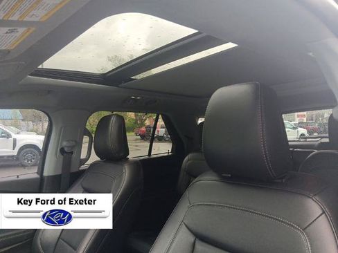 Certified 2023 Ford Explorer Limited w/ Limited Technology Package AWD/4WD image 25