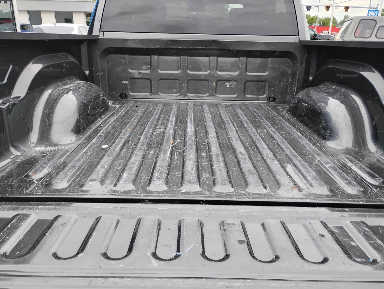 Used 2021 RAM 1500 Classic SLT AWD/4WD image 27