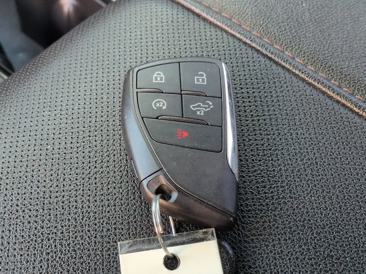 Used 2024 GMC Sierra 1500 AT4 w/ Technology Package AWD/4WD image 28