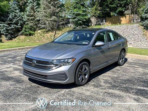 Certified 2024 Volkswagen Jetta SE FWD image 1