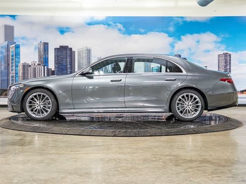 Used 2026 Mercedes-Benz S 580 4MATIC Sedan image 6