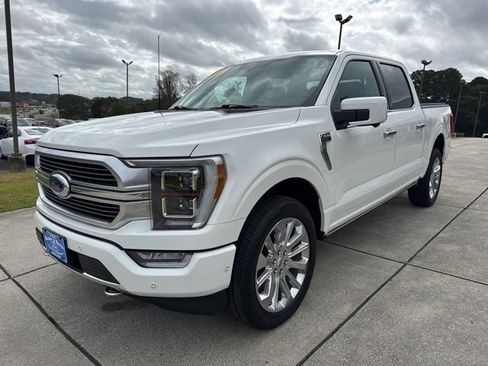 Used 2022 Ford F150 Limited image 3