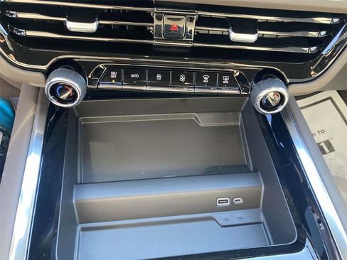 New 2026 Chevrolet Tahoe LS image 21