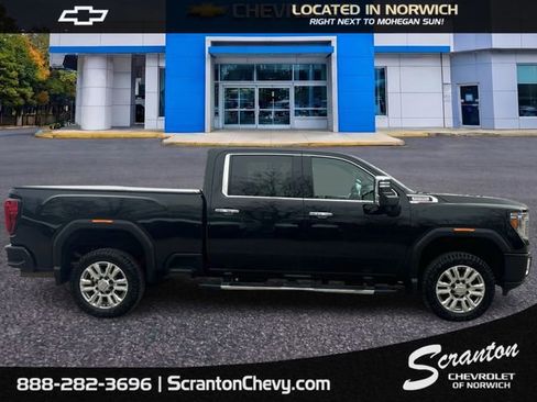 Used 2022 GMC Sierra 3500 Denali w/ Denali Ultimate Package AWD/4WD image 4