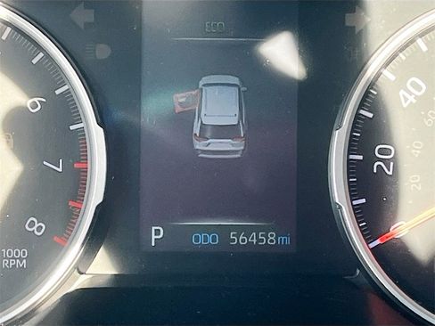 Used 2021 Toyota RAV4 LE w/ Carpet Mat Package (TMS) image 12