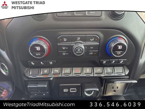 Used 2020 Chevrolet Silverado 2500 High Country w/ Technology Package AWD/4WD image 27