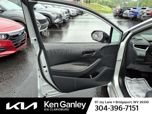 Used 2022 Toyota Corolla LE FWD image 8