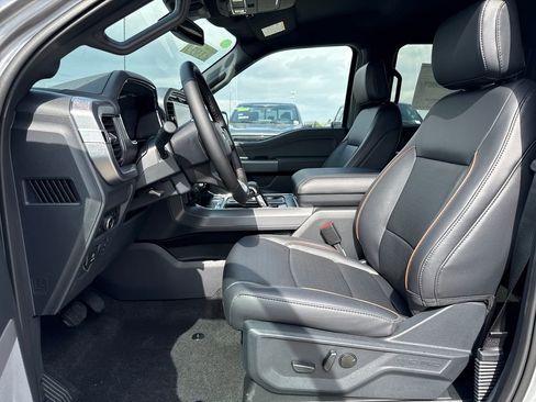 New 2025 Ford F150 Lariat w/ Equipment Group 501A Mid image 17