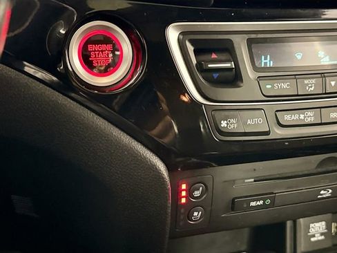 Used 2016 Honda Pilot Elite image 10