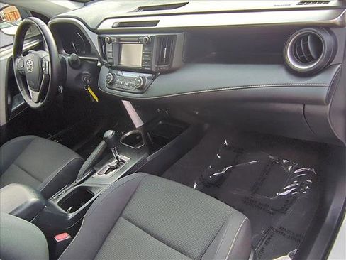 Used 2016 Toyota RAV4 XLE image 23