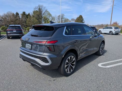 New 2026 Audi Q3 quattro 2.0T AWD/4WD image 6