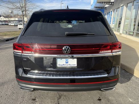 Used 2024 Volkswagen Atlas SE image 12