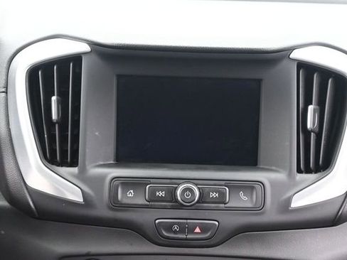 Used 2023 GMC Terrain SLE w/ Driver Convenience Package FWD image 25