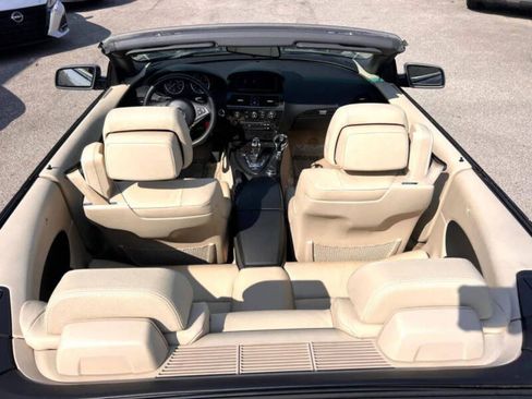 Used 2008 BMW 650i Convertible w/ Sport Pkg image 20