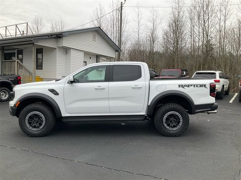 New 2025 Ford Ranger Raptor image 8