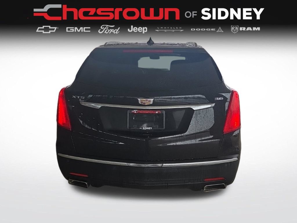 Used 2017 Cadillac XT5 Luxury w/ Driver Awareness Package FWD image 6