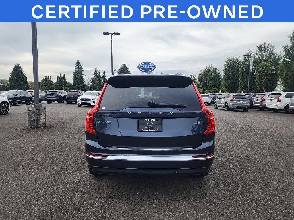 Used 2025 Volvo XC90 B5 Ultra w/ Protection Package Premier AWD/4WD image 4