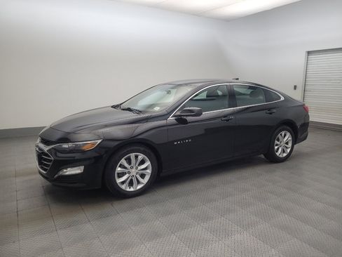 Used 2023 Chevrolet Malibu LT FWD image 2