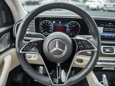 Certified 2024 Mercedes-Benz GLS 450 4MATIC image 35