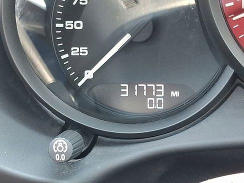 Used 2016 Porsche Boxster GTS image 23