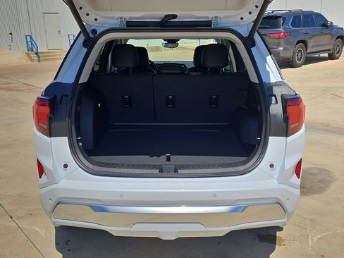New 2026 GMC Terrain Denali AWD/4WD image 12