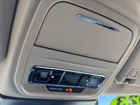 Used 2023 Lincoln Corsair AWD w/ Equipment Group 101A image 22