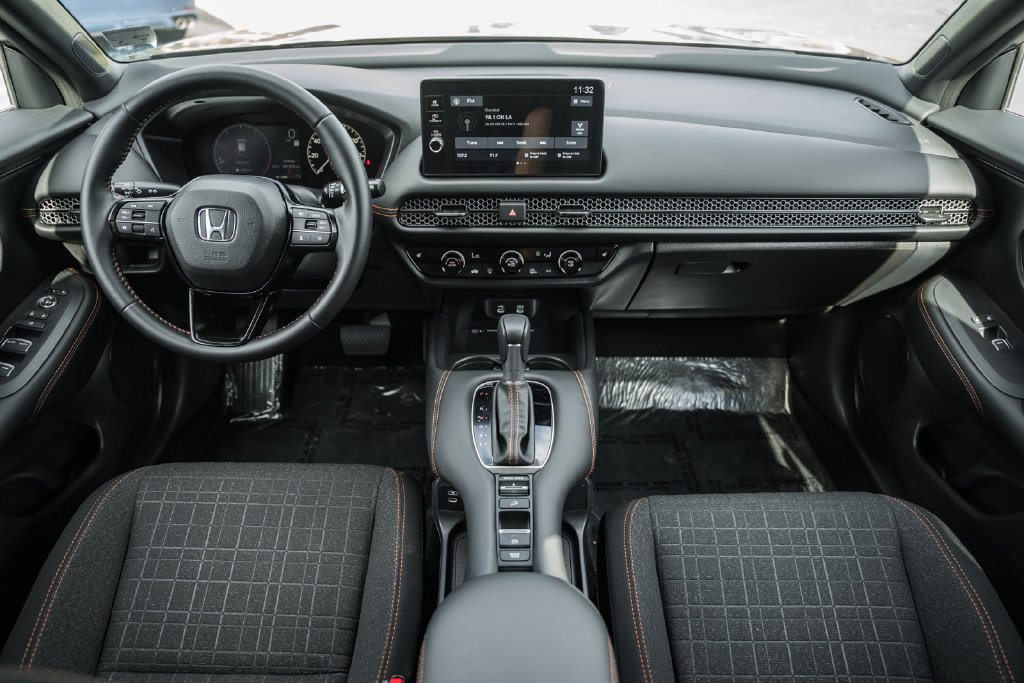 Used 2027 Honda HR-V Sport image 18