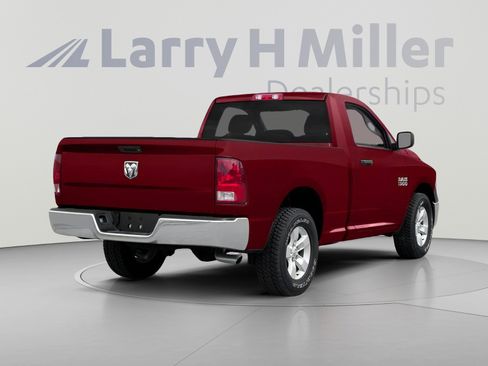 Used 2014 RAM 1500 Express RWD image 2