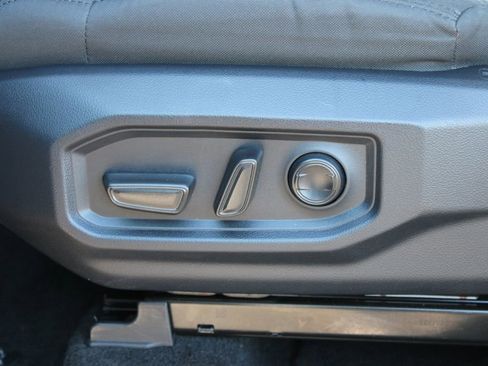 Used 2025 Toyota Sequoia SR5 image 21