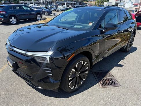 Used 2025 Chevrolet Blazer EV RS AWD/4WD image 3
