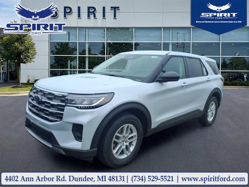 Used 2026 Ford Explorer Active image 1