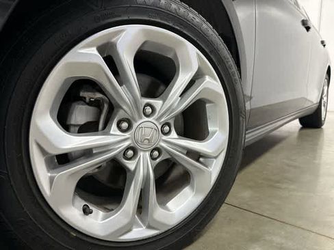 Certified 2023 Honda Accord LX image 27