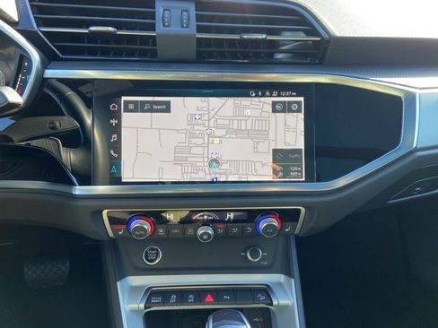 Certified 2023 Audi Q3 2.0T Premium Plus w/ Premium Plus Package image 19