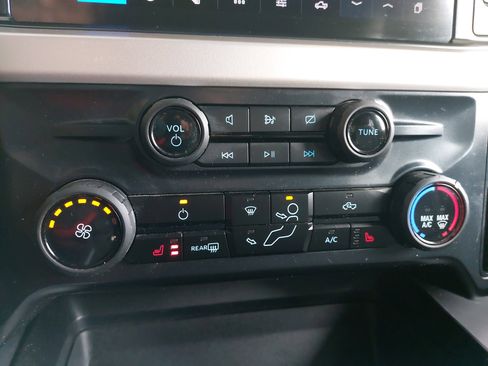 Used 2024 Ford F350 XLT w/ XLT Premium Package image 21