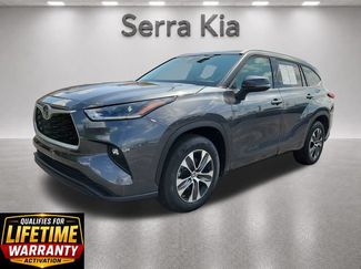 Used 2022 Toyota Highlander XLE FWD 360° Tour