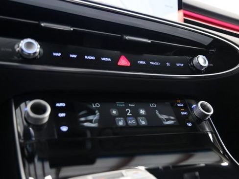 New 2026 Genesis GV70 2.5T AWD/4WD image 26