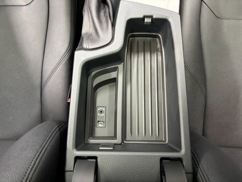 Used 2017 BMW 320i xDrive Sedan image 47