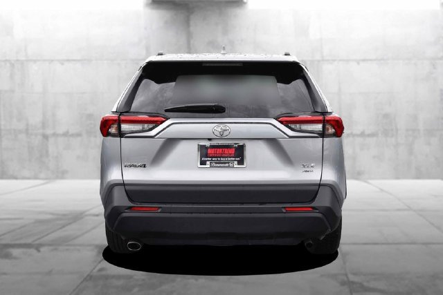 Used 2025 Toyota RAV4 XLE w/ Weather Package AWD/4WD image 6