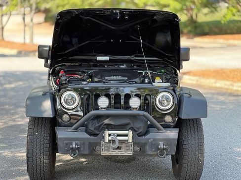Used 2017 Jeep Wrangler Sport AWD/4WD image 30