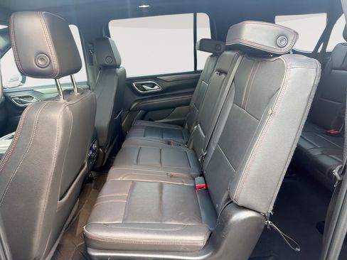 Used 2023 Chevrolet Suburban RST AWD/4WD image 26