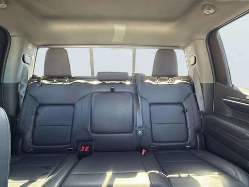 Used 2022 Chevrolet Silverado 1500 LTZ w/ LTZ Premium Package image 17