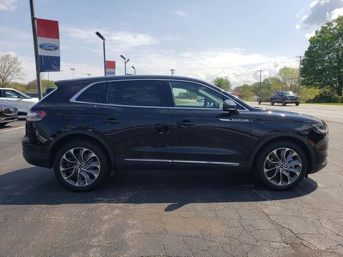 Used 2021 Lincoln Nautilus Reserve w/ Equipment Group 201A AWD/4WD image 2