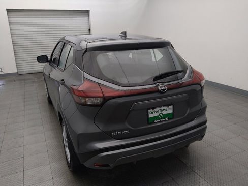 Used 2024 Nissan Kicks S FWD image 6