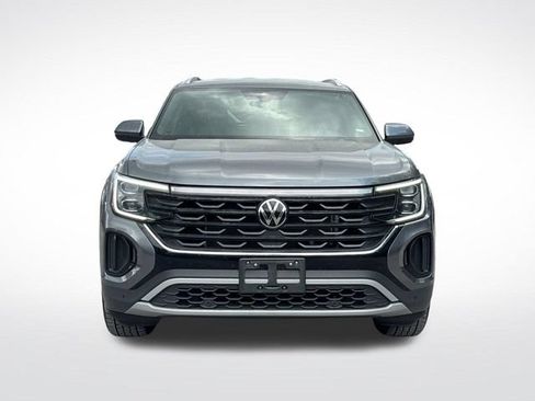 Used 2024 Volkswagen Atlas Cross Sport SE FWD image 10