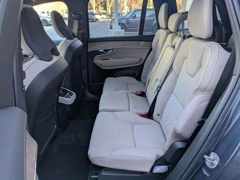 New 2026 Volvo XC90 B6 Plus w/ Protection Package Premier image 16