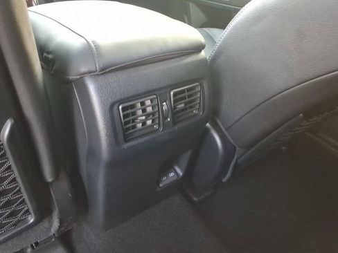 Used 2024 Toyota 4Runner Limited image 9